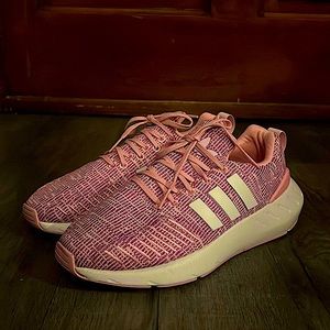 Womens Adidas Shoes Size 6